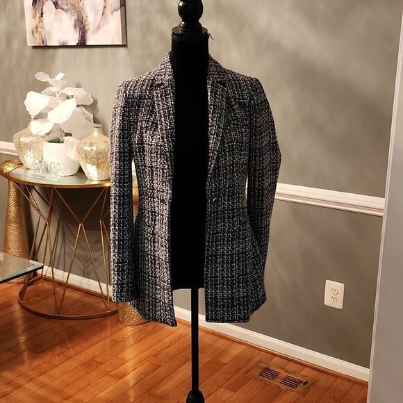 BCBGMaxAzria Jackets & Blazers - Bcbgmaxazria tweed blazer sz xs